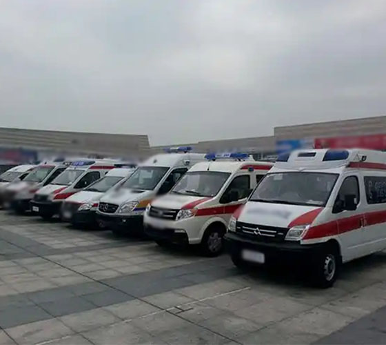 吉隆县服务车队展示