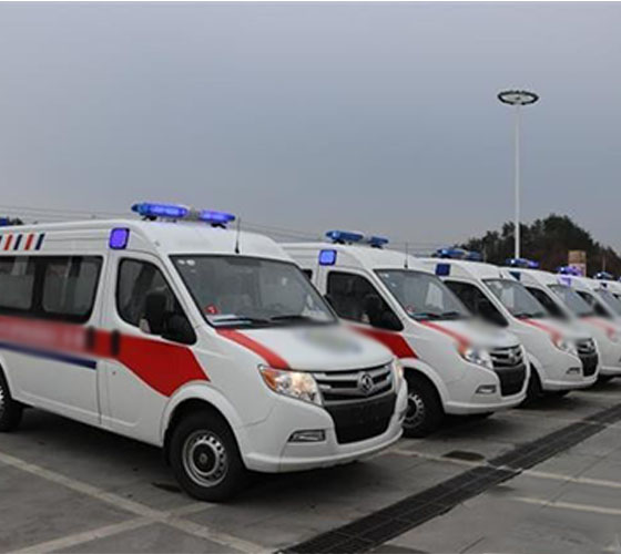 吉隆县服务车队展示