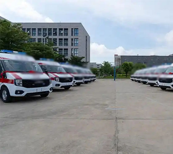 吉隆县服务车队展示